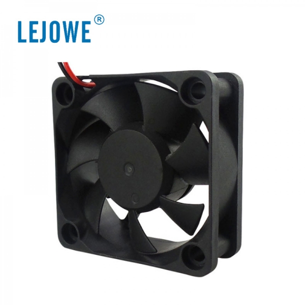 散热粉色视频在线免费观看转速和风量的关系